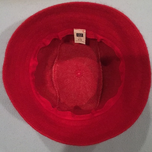 Winter hats. - Picture 3 of 8